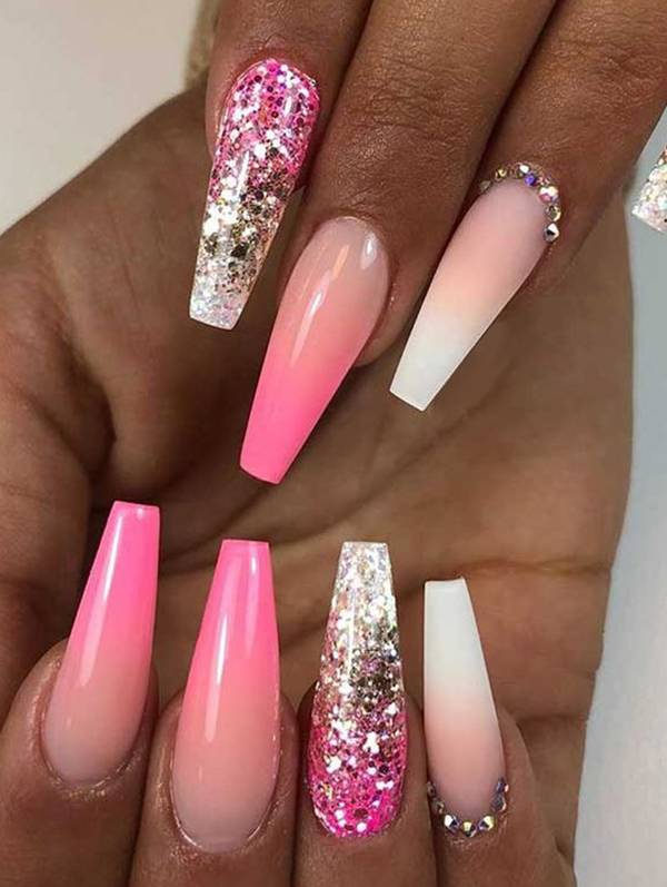 glitterboom nails